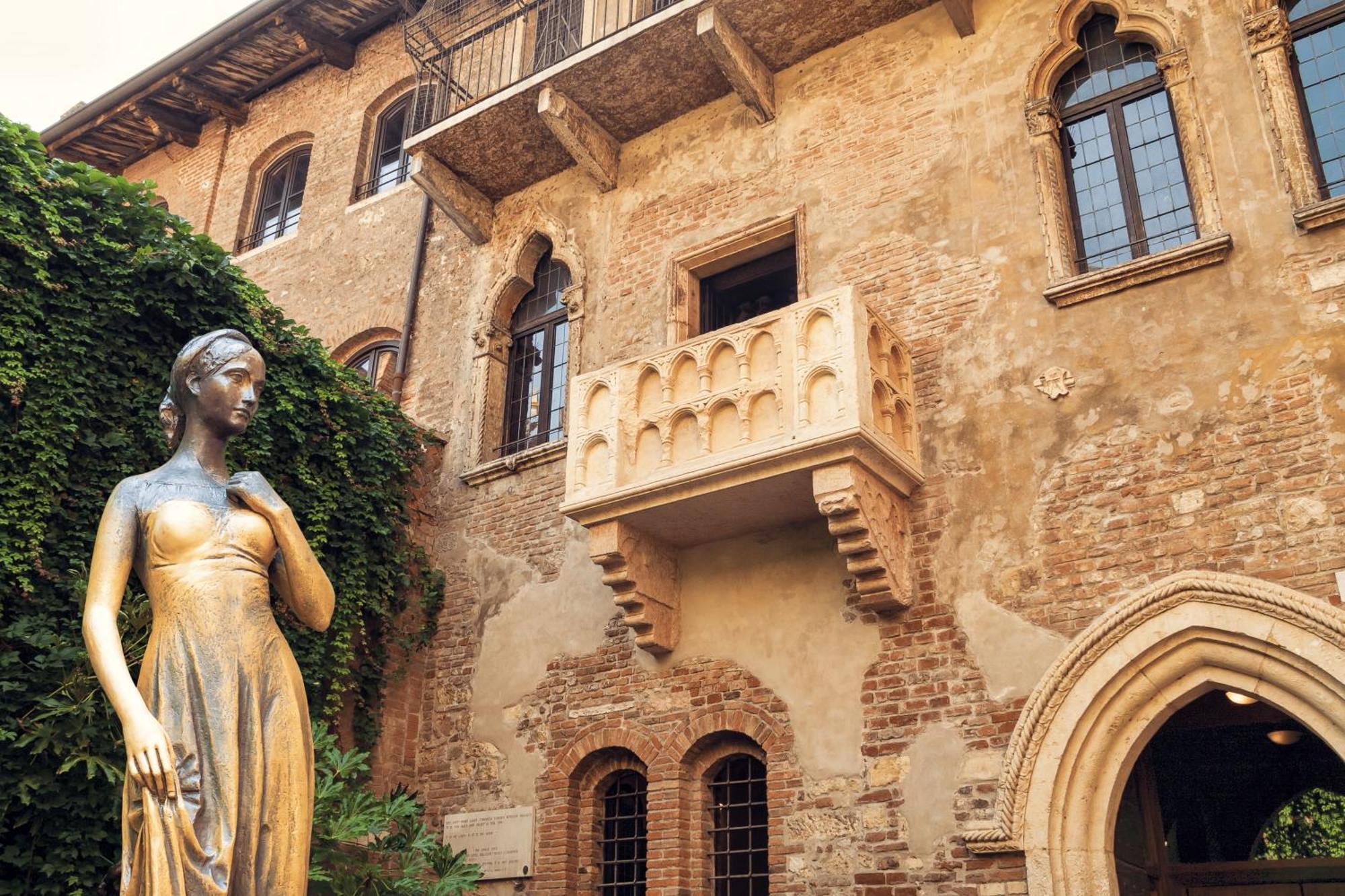 Opera Luxury Apartment Verona Exteriér fotografie