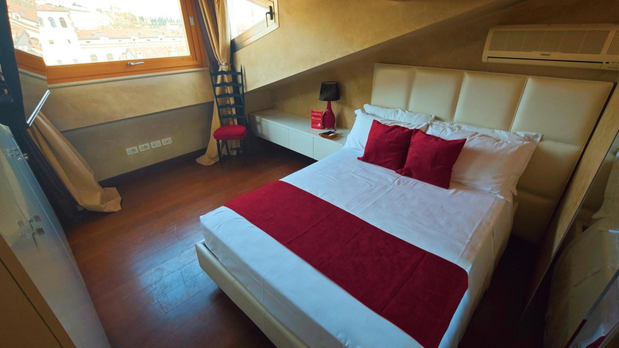 Opera Luxury Apartment Verona Exteriér fotografie