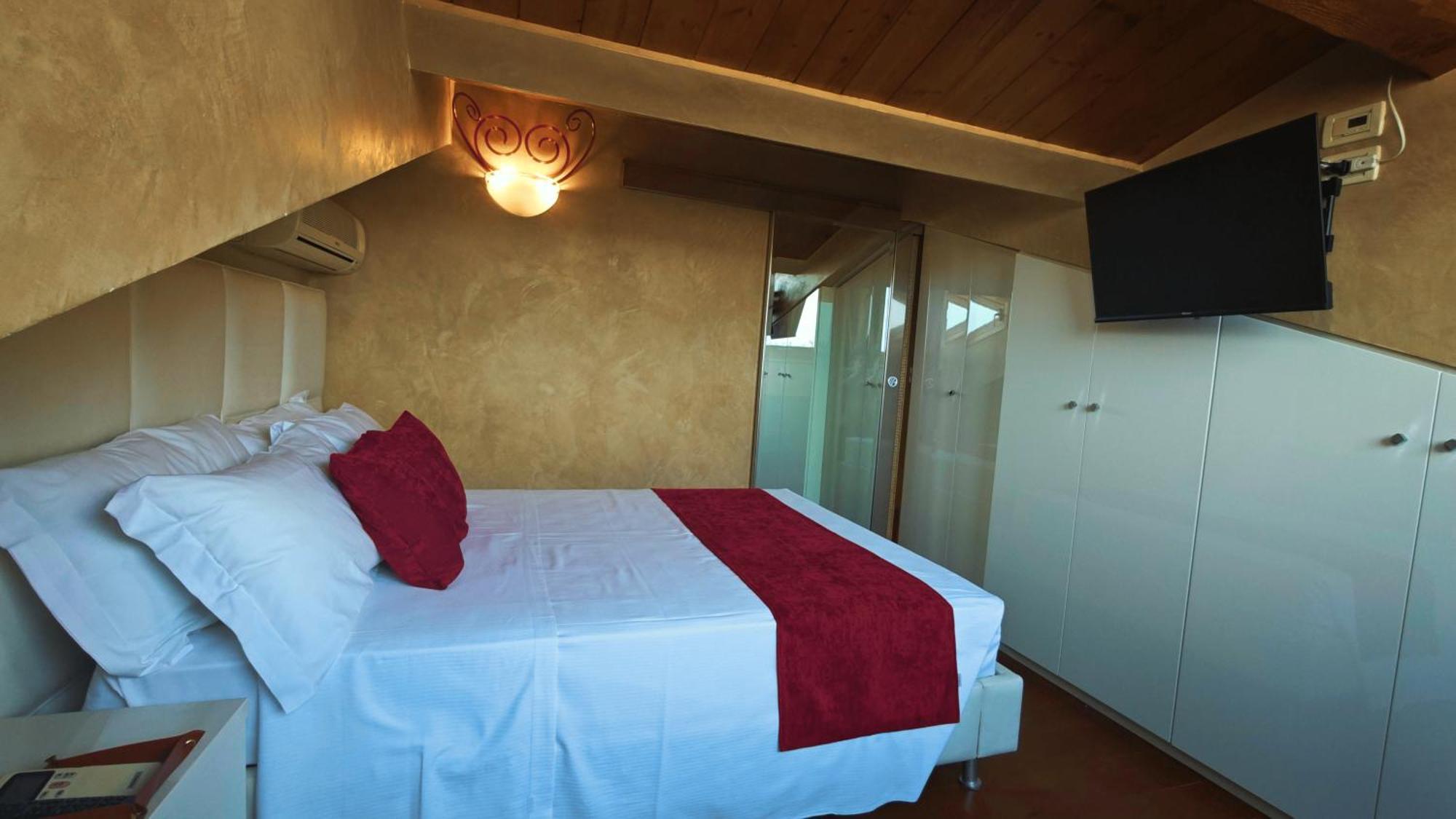Opera Luxury Apartment Verona Exteriér fotografie